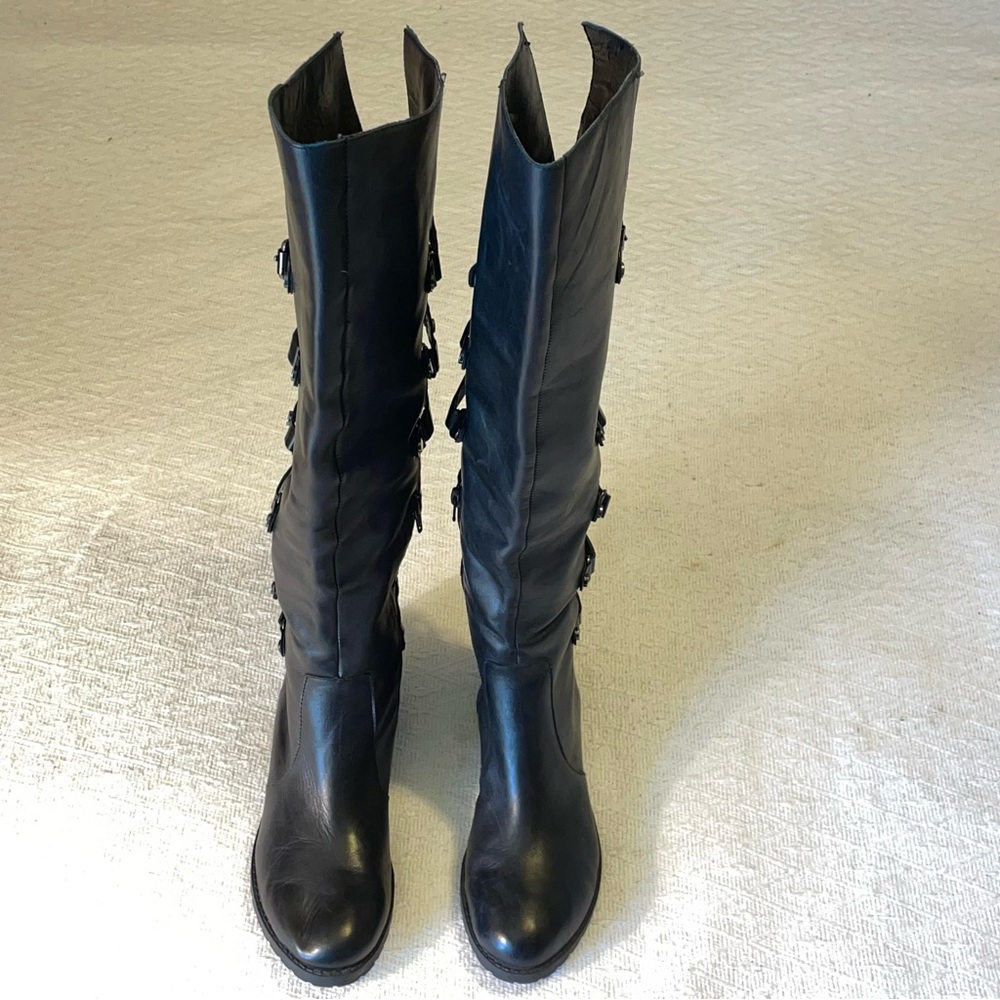 Carlos Santana Metropolis Leather Knee Tall Boots Size 11.5 Studded Black GUC